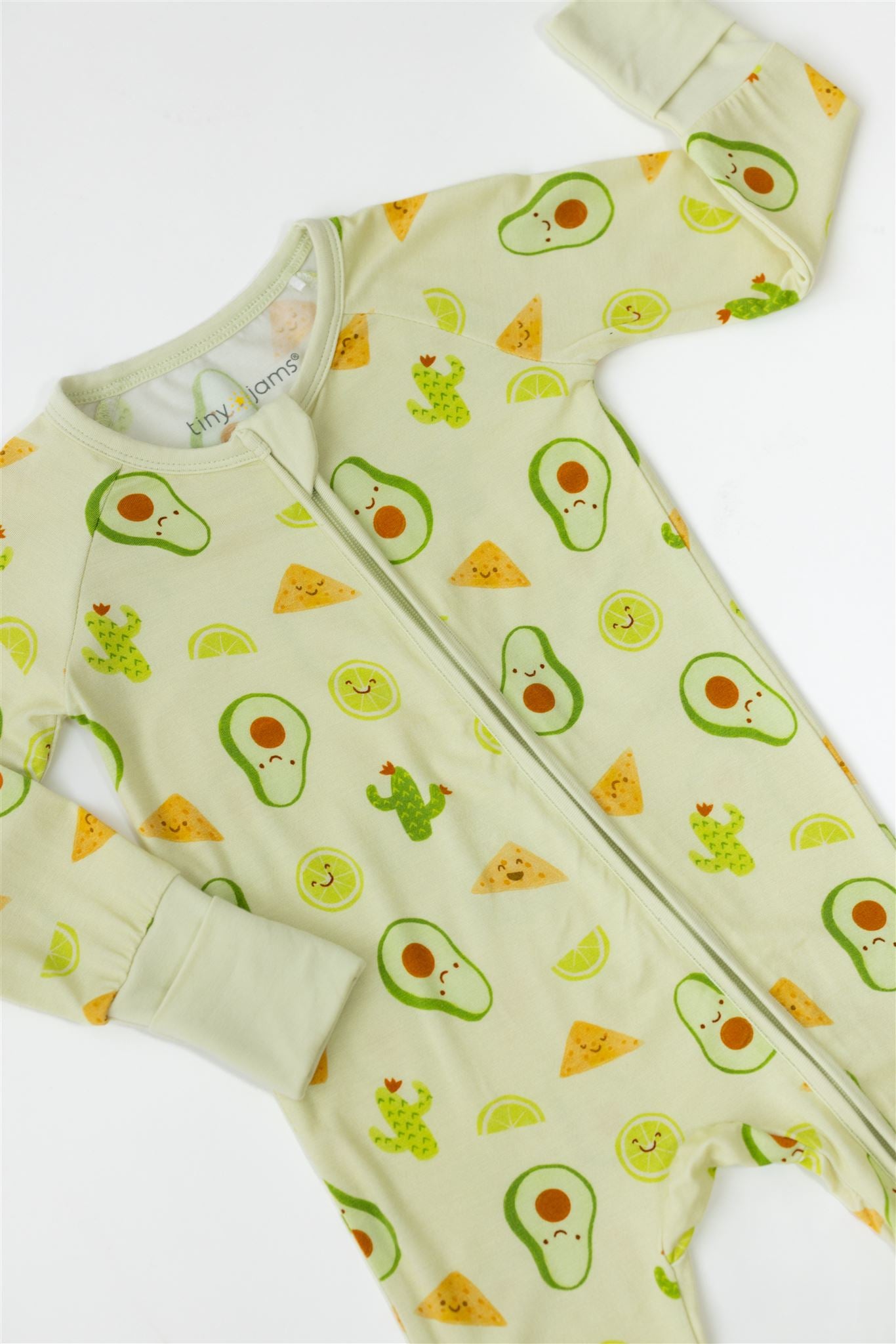 Avo-Cuddles Zippy